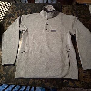 Men’s Patagonia Better Sweater Light Gray Size Medium  Excellent!!